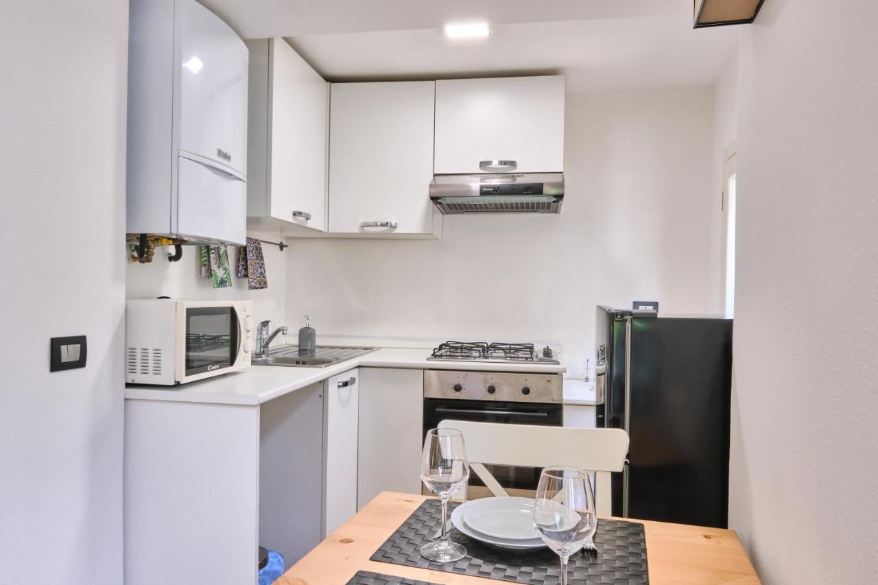 Centro-Lecco Romantico Appartamento Sul Lago Luaran gambar
